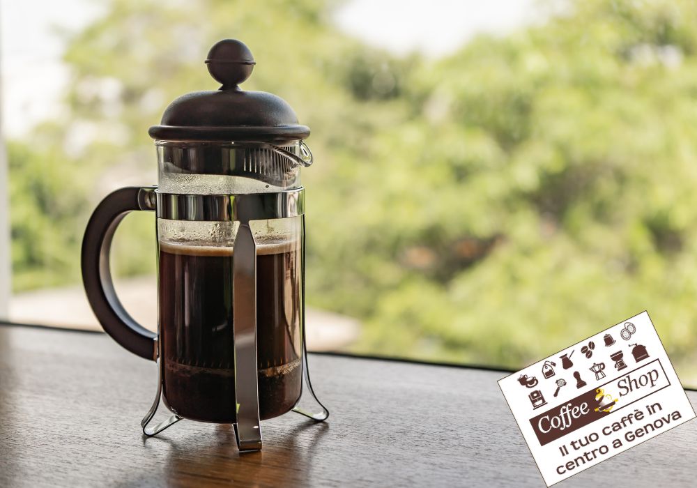 Il Fascino Intenso della French Press: Storia, Funzionamento e Aneddoti di un Classico dell’Arte del Caffè