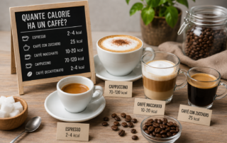 Tazzina di caffè espresso con chicchi di caffè per spiegare quante calorie contiene un caffè